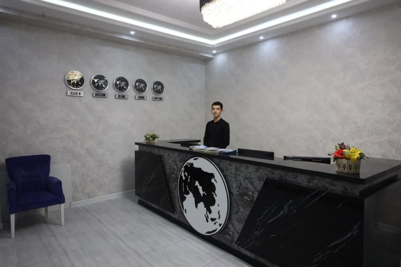 Globus Hotel - 塔什干全球商务宾馆 Teshabayguzar Exteriör bild