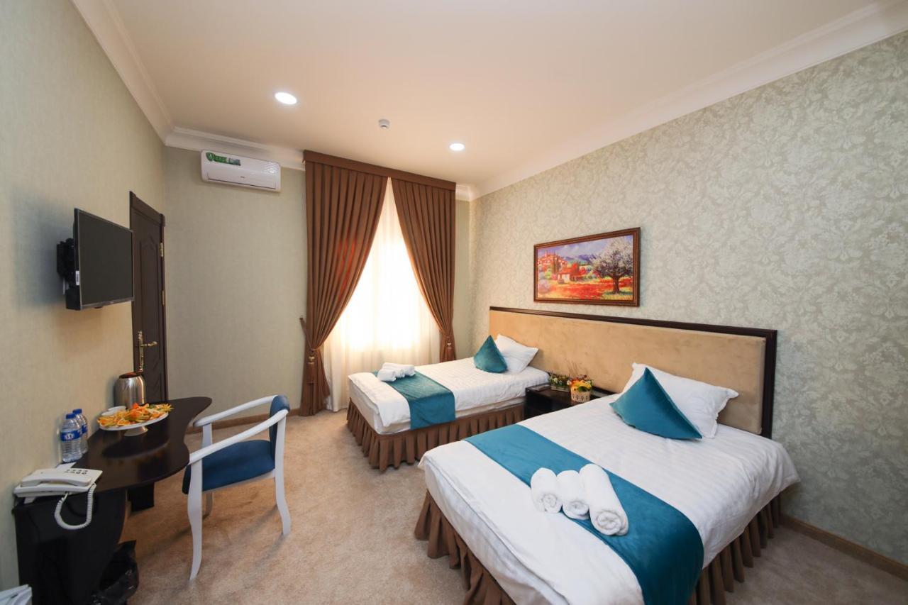 Globus Hotel - 塔什干全球商务宾馆 Teshabayguzar Exteriör bild
